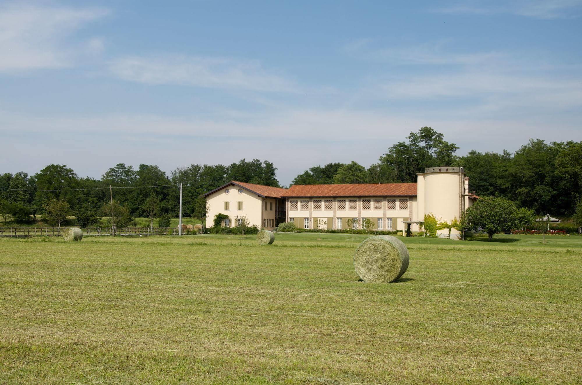 Antico Benessere Fara Gera dʼAdda Exterior foto